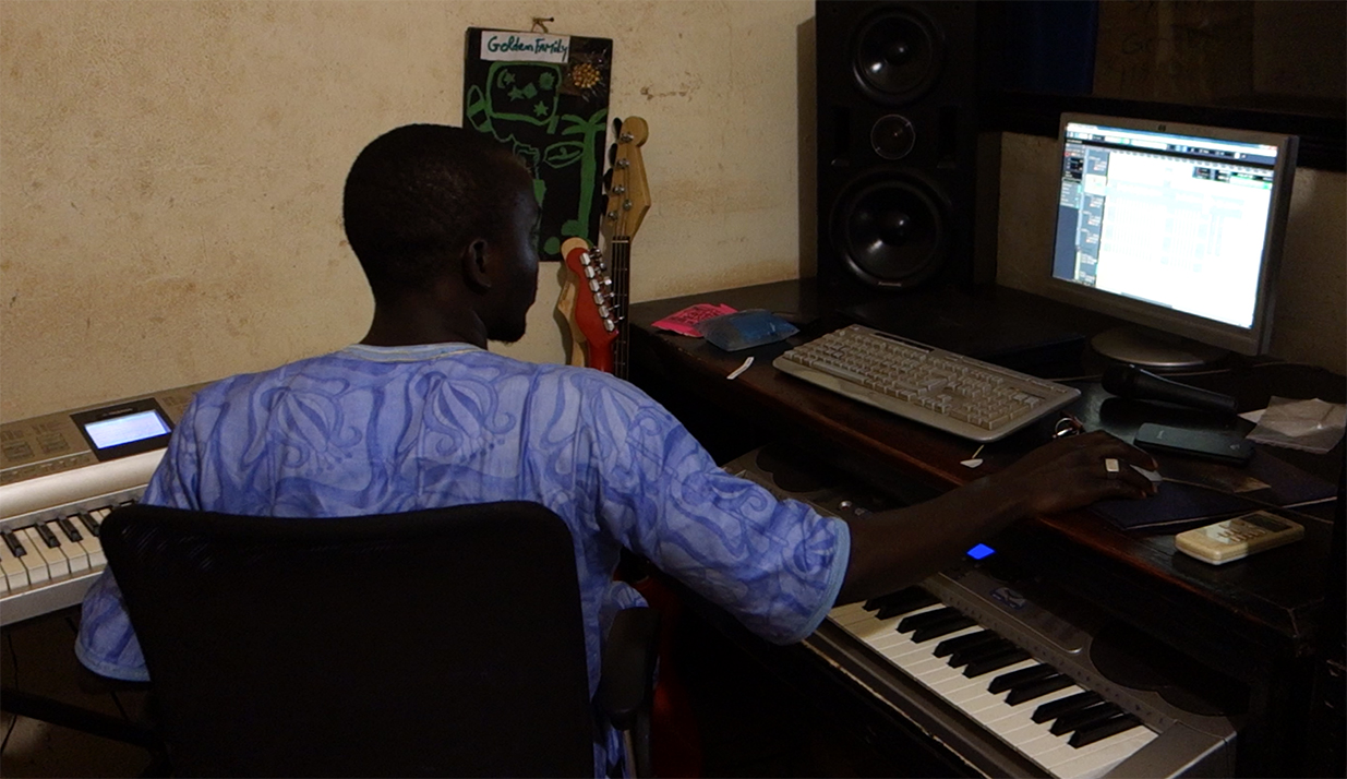 Studio d'enregistrement, Bamako. © E. Olivier 2015